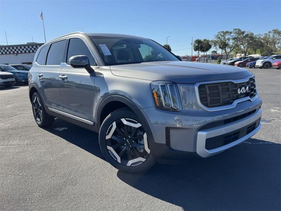 new 2025 Kia Telluride car, priced at $38,585