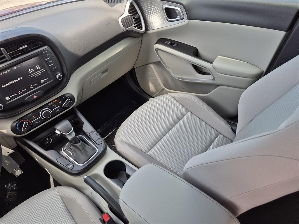 new 2025 Kia Soul car, priced at $22,260