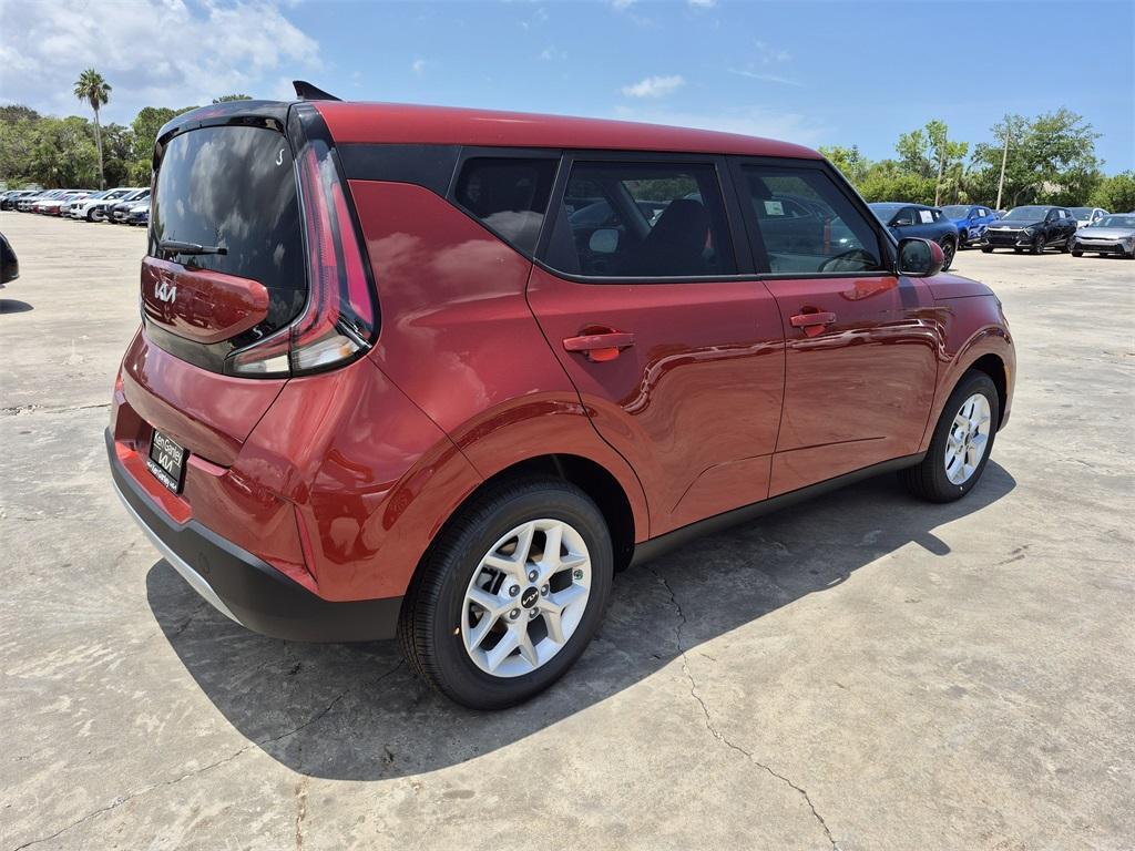 new 2025 Kia Soul car, priced at $22,260