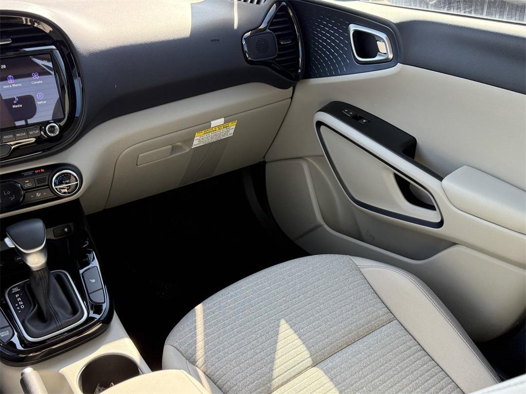 new 2025 Kia Soul car, priced at $25,860