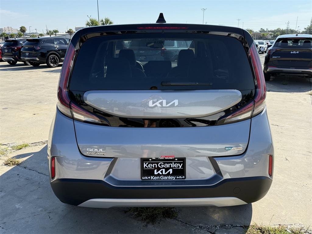 new 2025 Kia Soul car, priced at $25,860