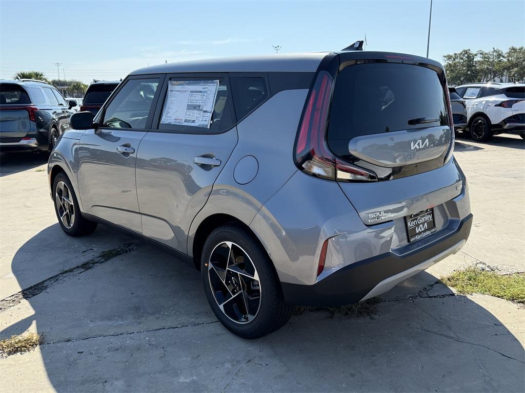 new 2025 Kia Soul car, priced at $25,860