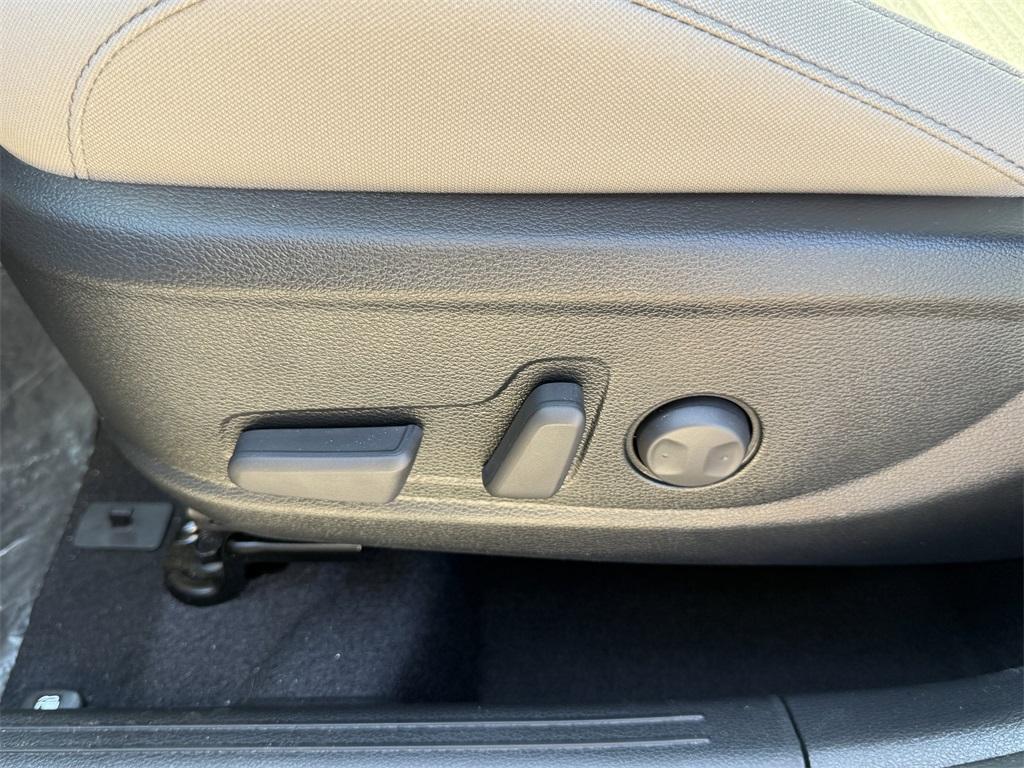 new 2025 Kia Soul car, priced at $25,860