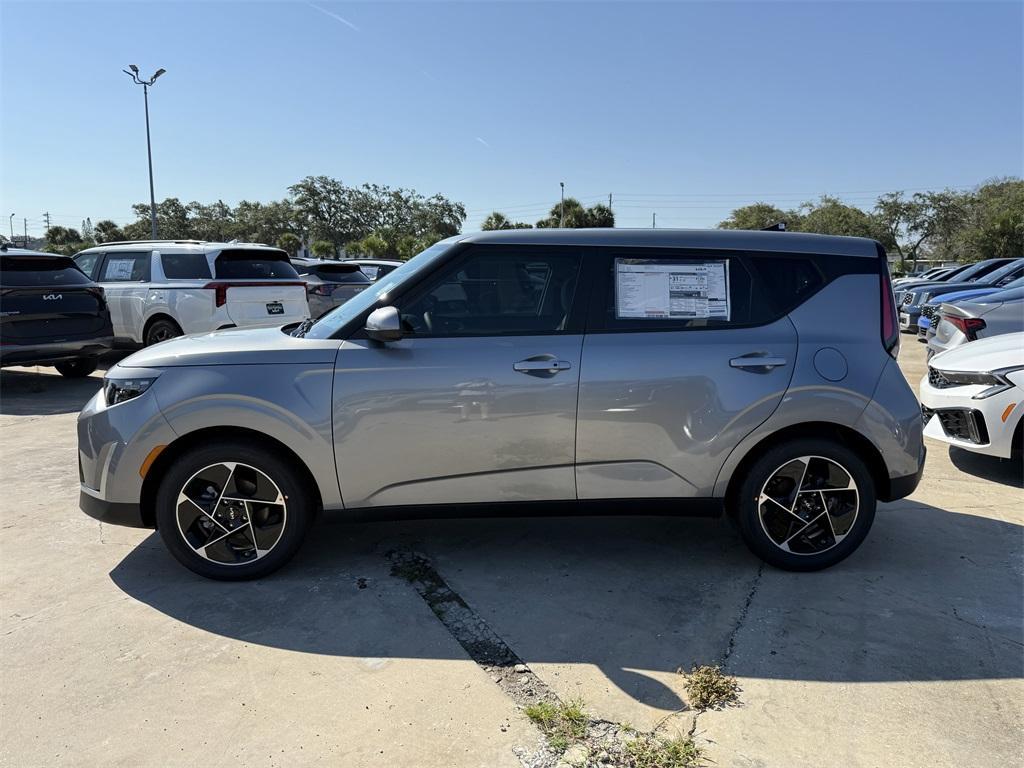 new 2025 Kia Soul car, priced at $25,860