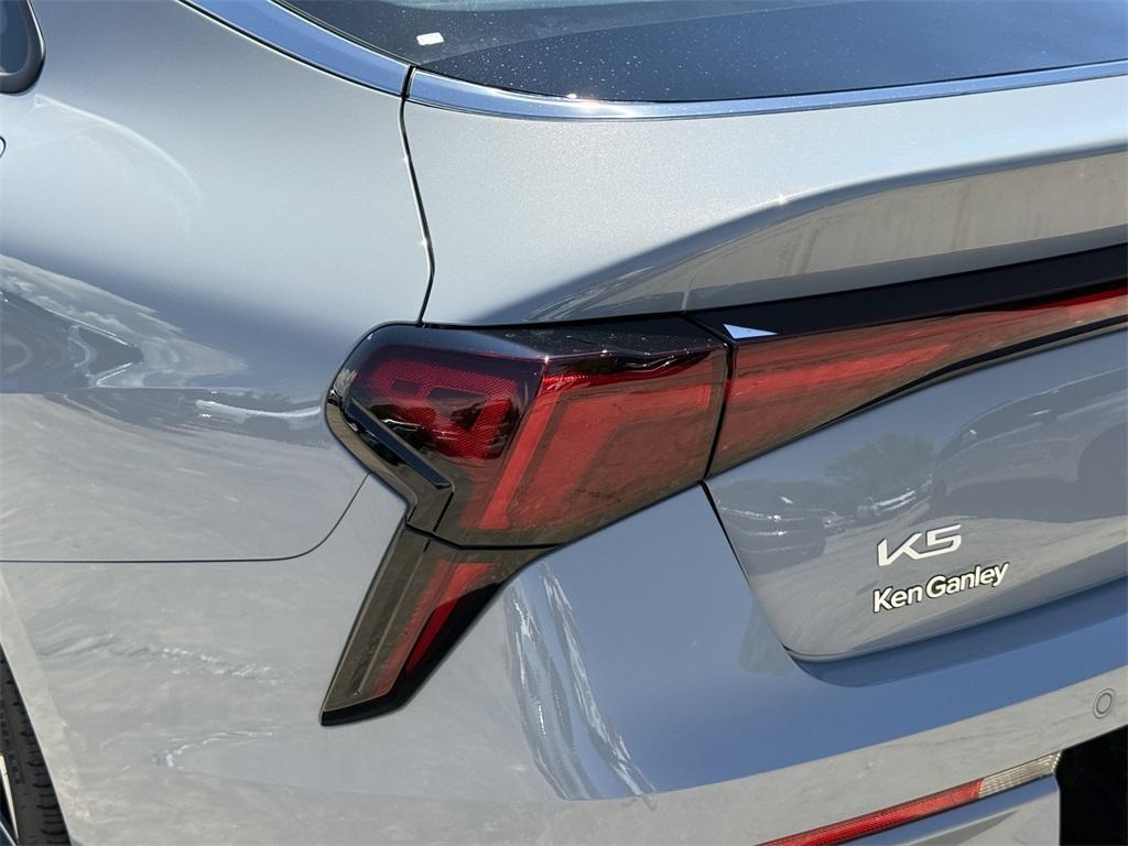 new 2026 Kia K5 car, priced at $34,595