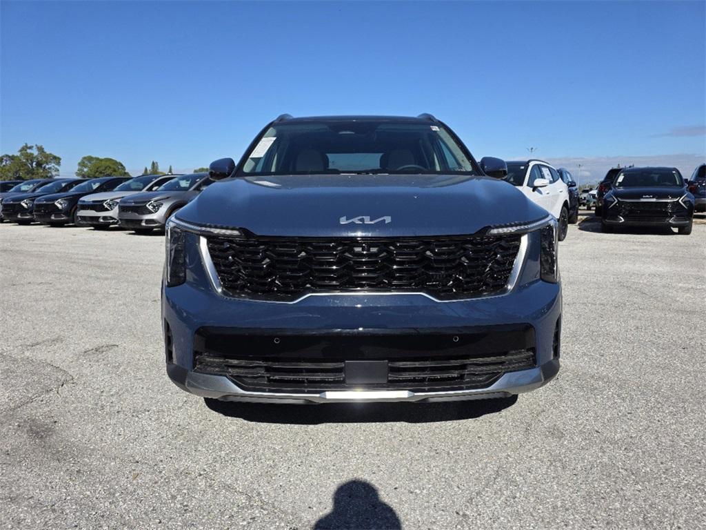 new 2025 Kia Sorento car, priced at $40,825