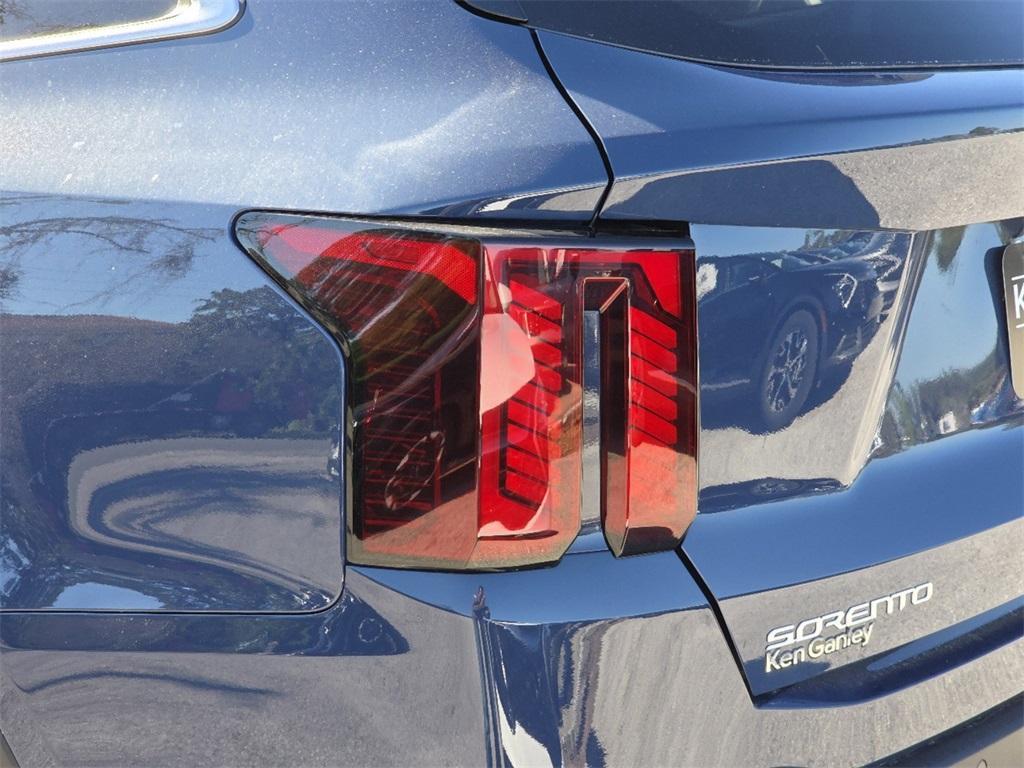 new 2025 Kia Sorento car, priced at $40,825