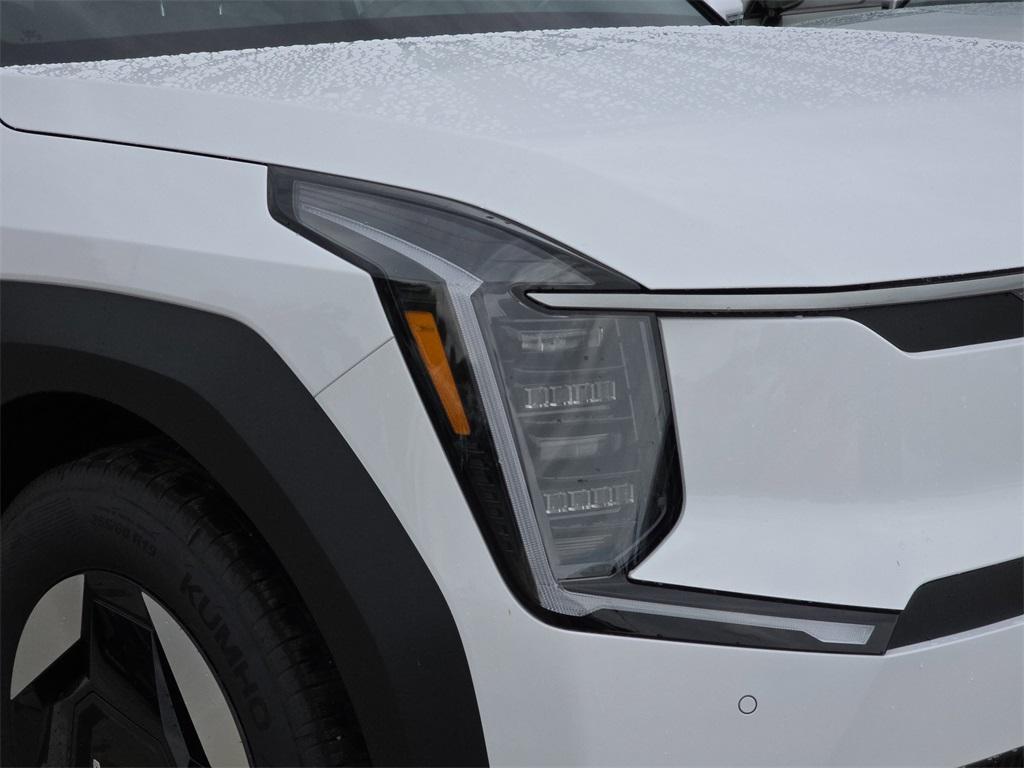 new 2026 Kia EV9 car, priced at $54,835