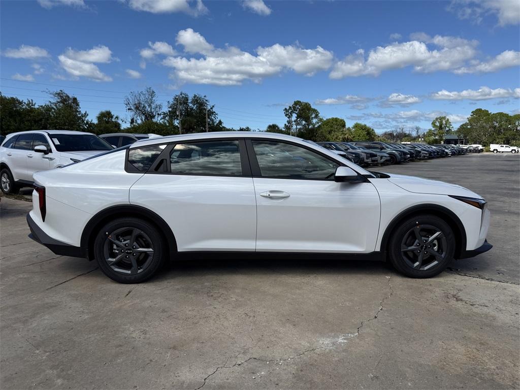 new 2025 Kia K4 car, priced at $24,655