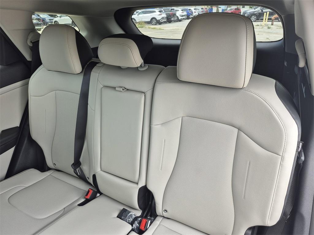 new 2025 Kia Sportage car, priced at $31,310
