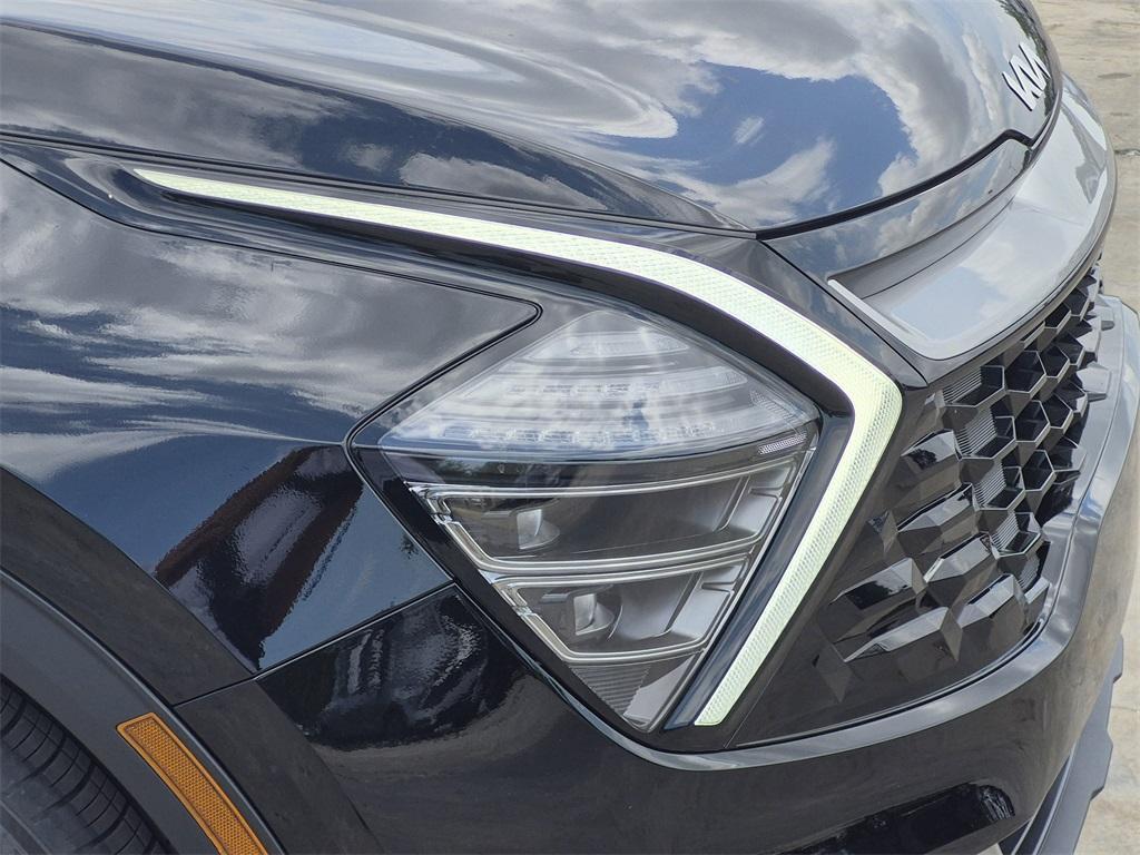 new 2025 Kia Sportage car, priced at $31,310