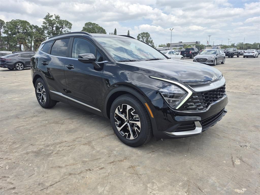 new 2025 Kia Sportage car, priced at $31,310