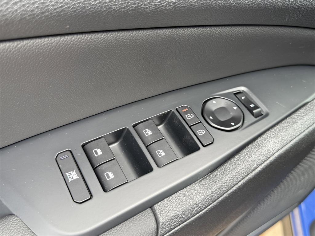 new 2026 Kia Sportage car, priced at $27,908