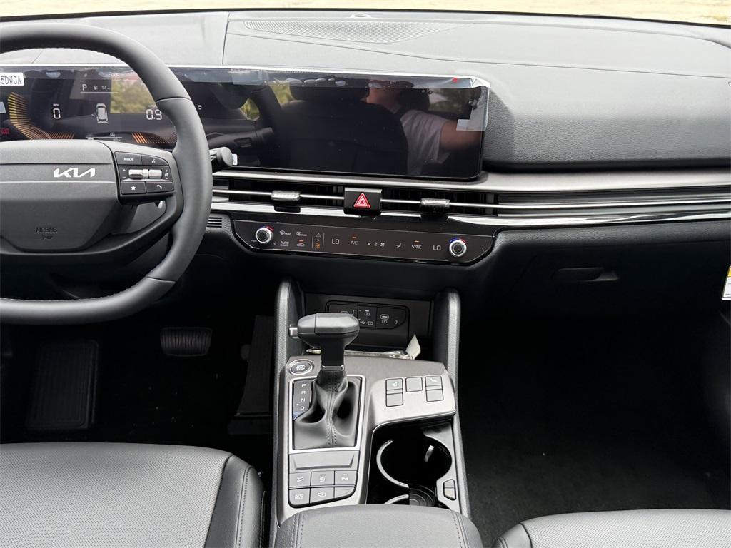 new 2026 Kia Sportage car, priced at $27,908