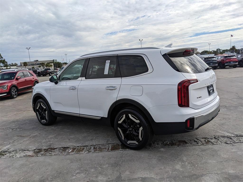 used 2023 Kia Telluride car, priced at $29,292