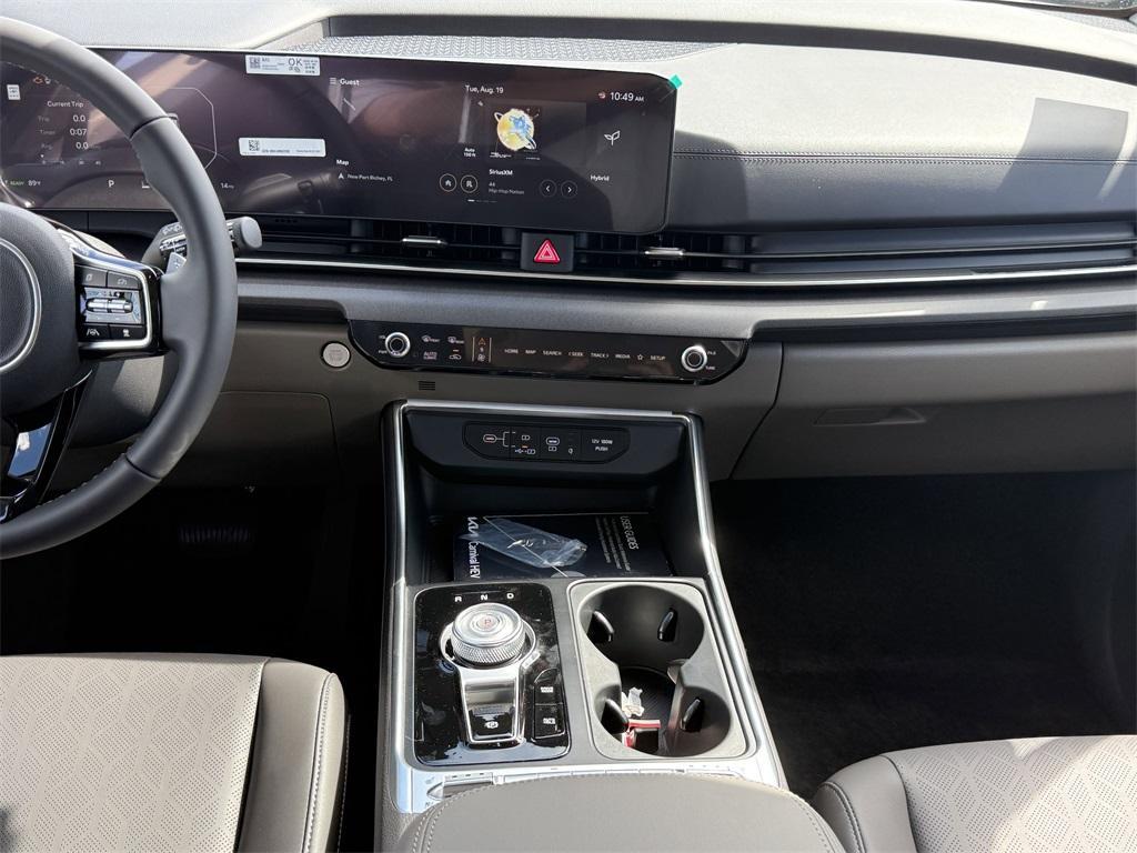 new 2026 Kia Carnival Hybrid car, priced at $50,160