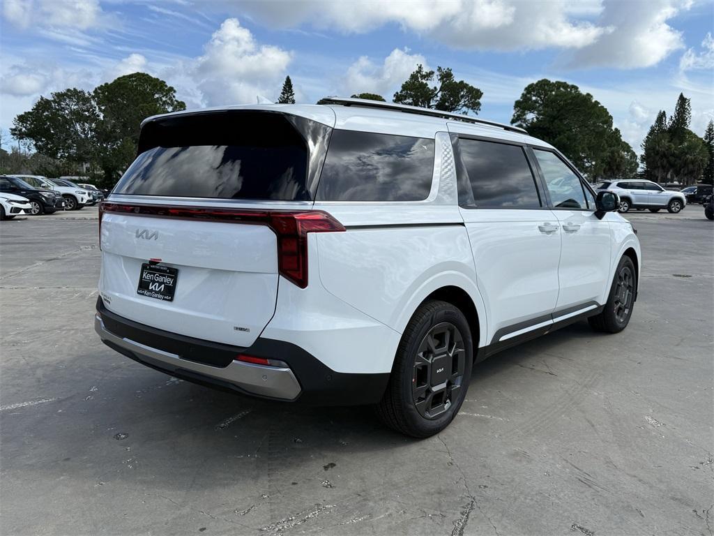 new 2026 Kia Carnival Hybrid car, priced at $50,160