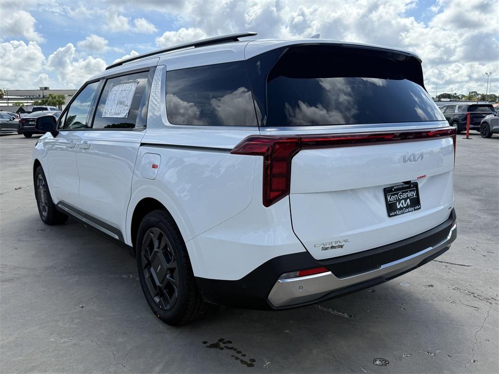 new 2026 Kia Carnival Hybrid car, priced at $50,160