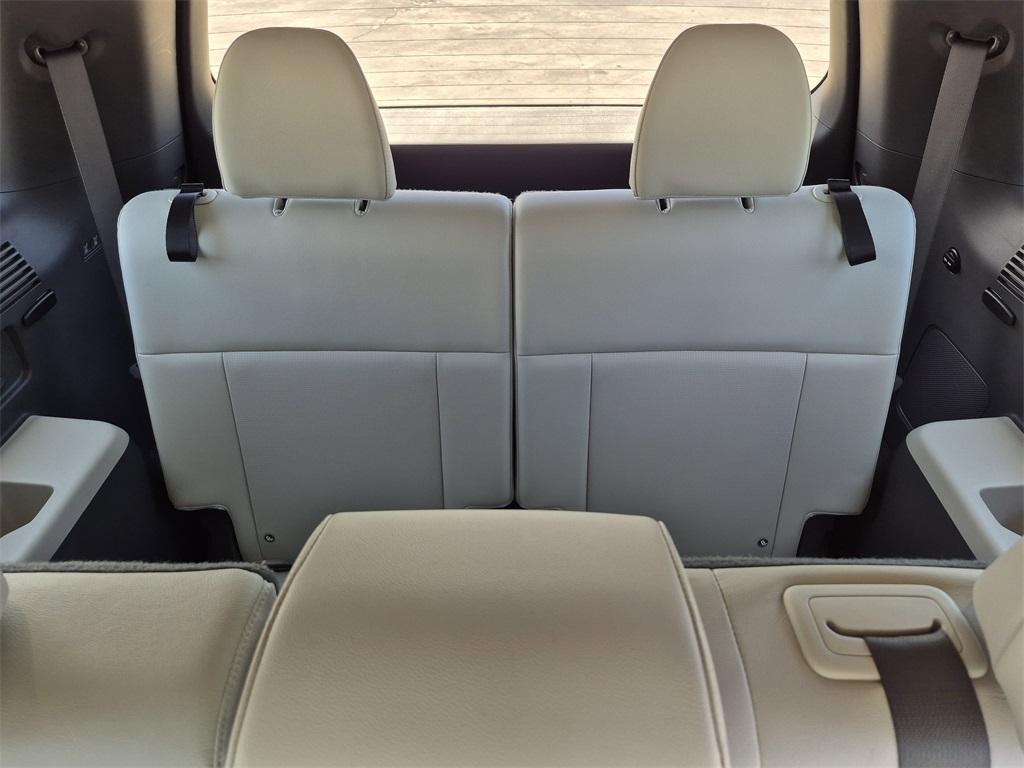 used 2024 Hyundai Santa Fe car, priced at $33,903