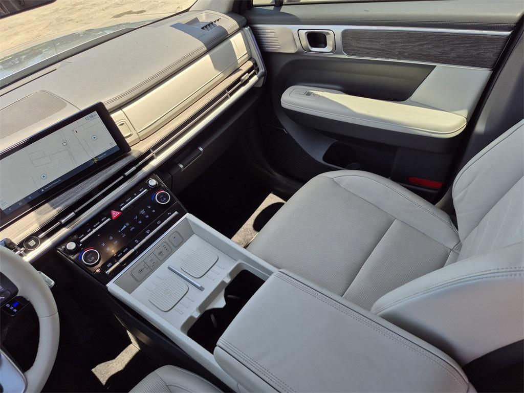 used 2024 Hyundai Santa Fe car, priced at $33,903