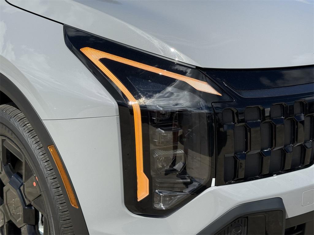 new 2026 Kia Sportage Hybrid car, priced at $36,560