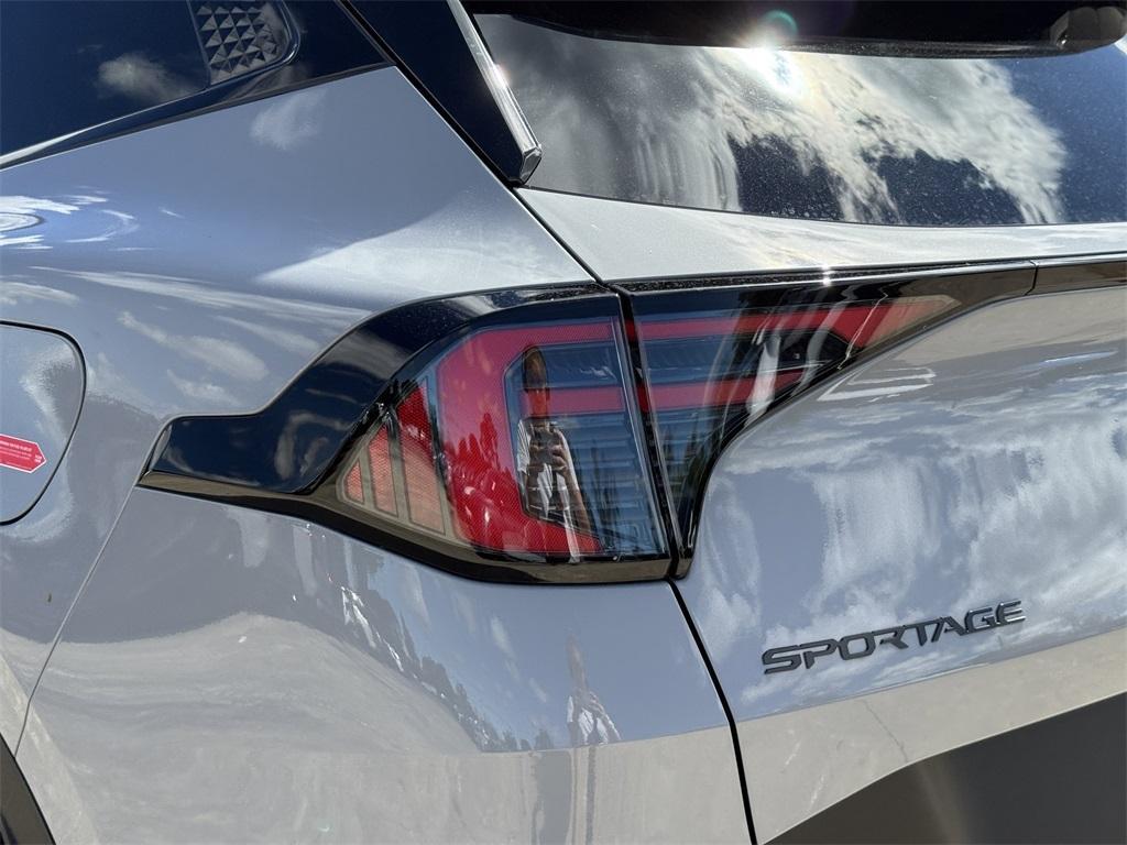 new 2026 Kia Sportage Hybrid car, priced at $36,560
