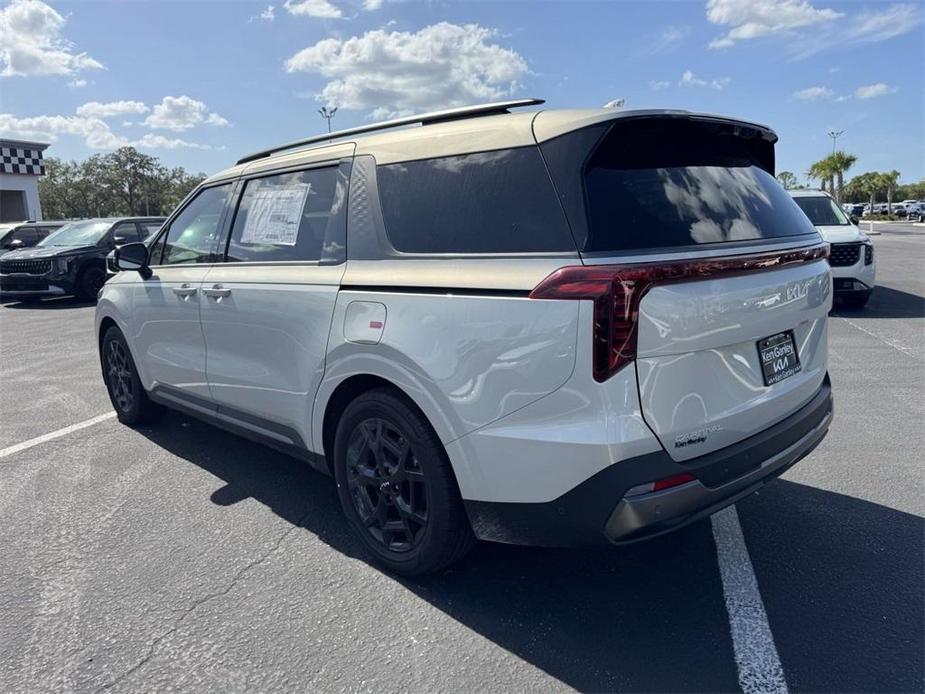 new 2025 Kia Carnival car, priced at $54,760