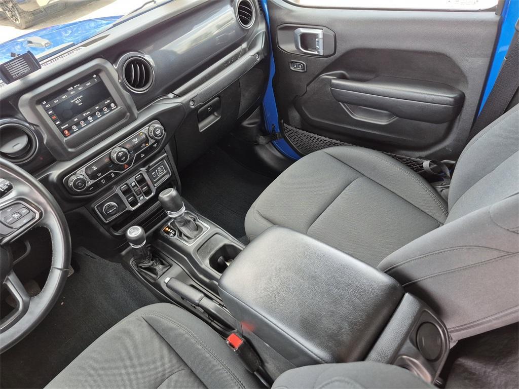 used 2022 Jeep Gladiator car, priced at $29,372