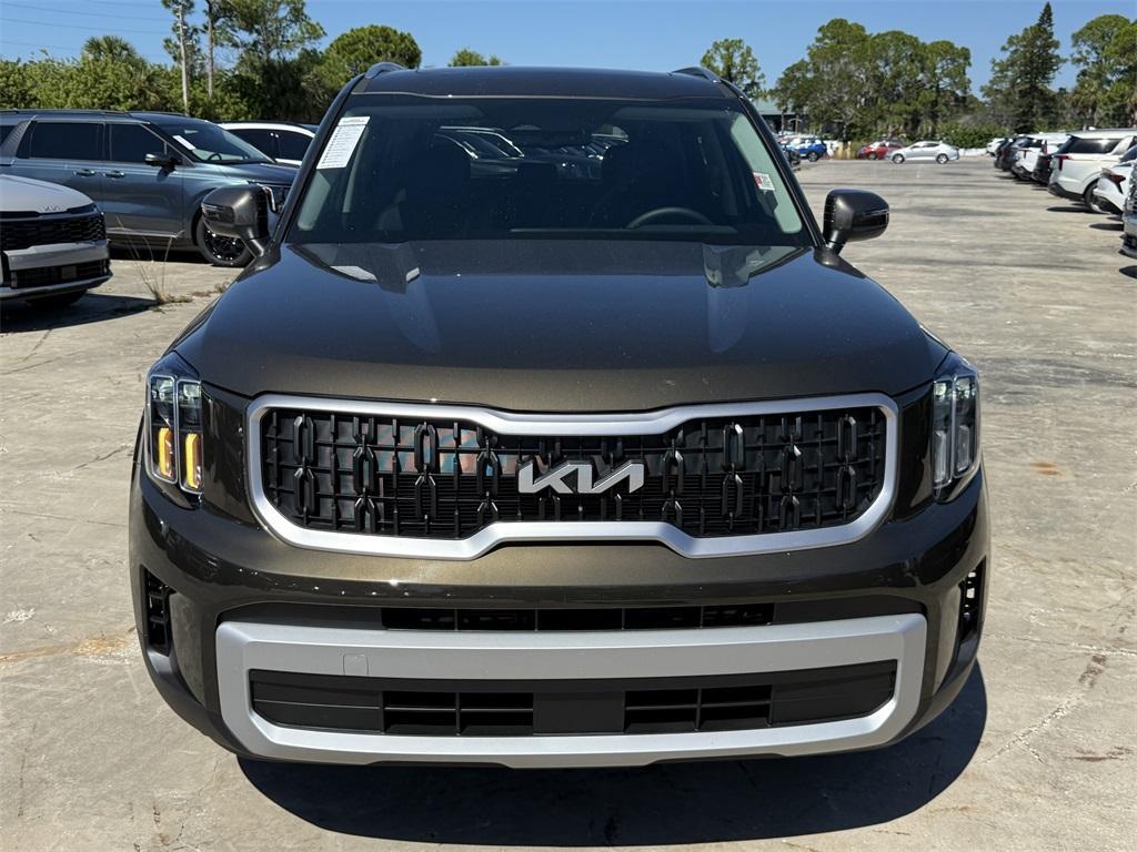 new 2025 Kia Telluride car, priced at $42,320