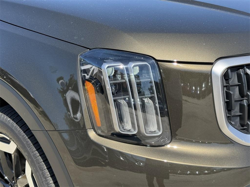 new 2025 Kia Telluride car, priced at $42,320