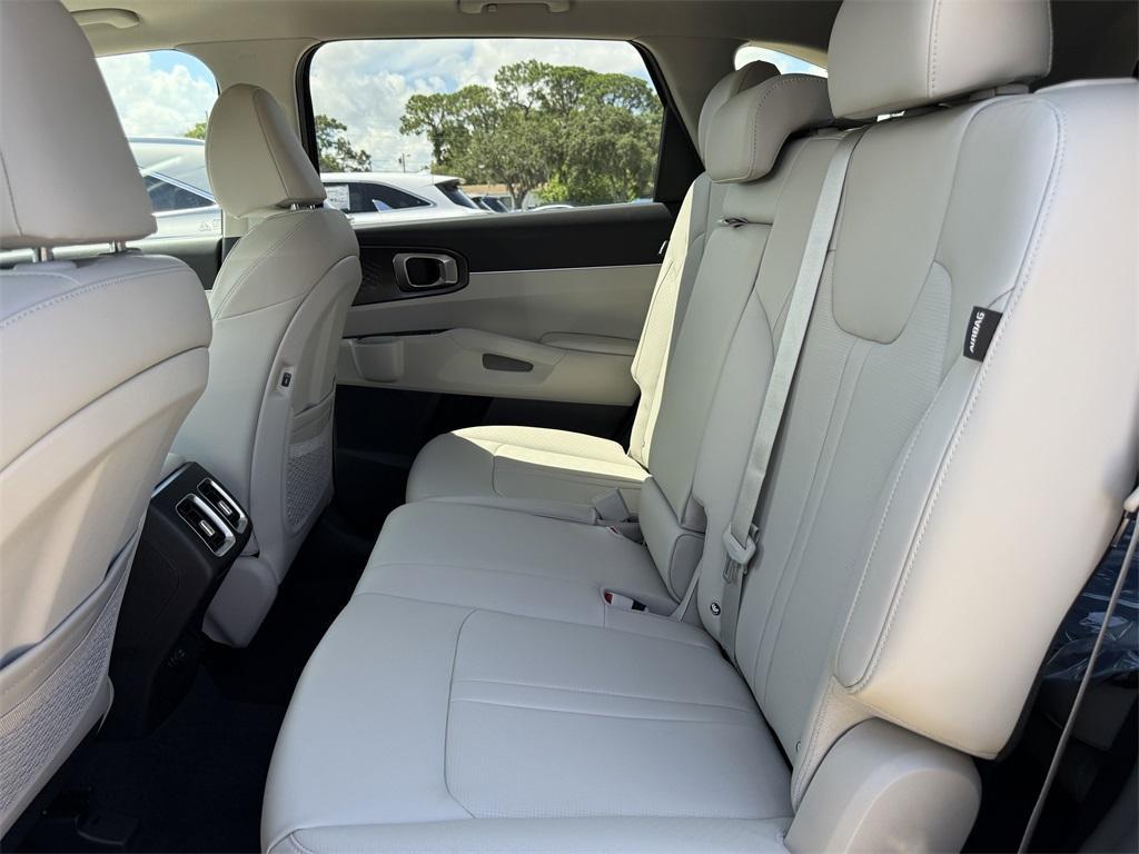 new 2025 Kia Sorento car, priced at $35,860