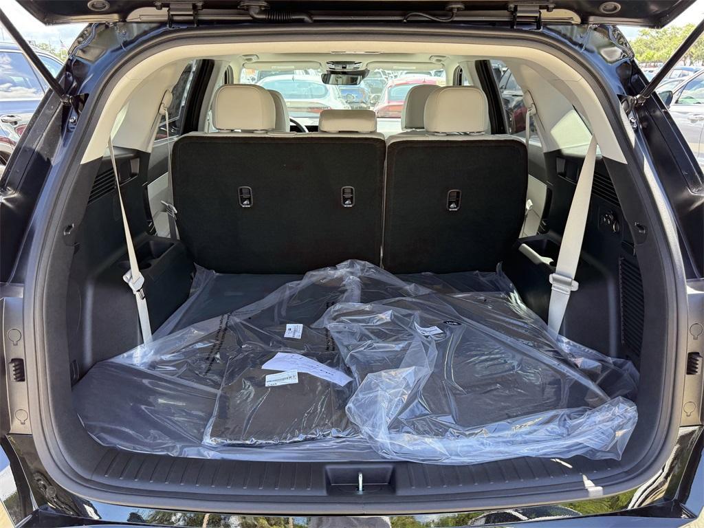 new 2025 Kia Sorento car, priced at $35,860