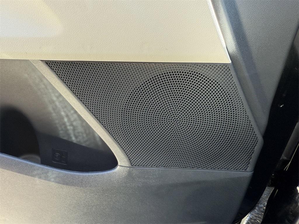 new 2025 Kia Sorento car, priced at $35,860