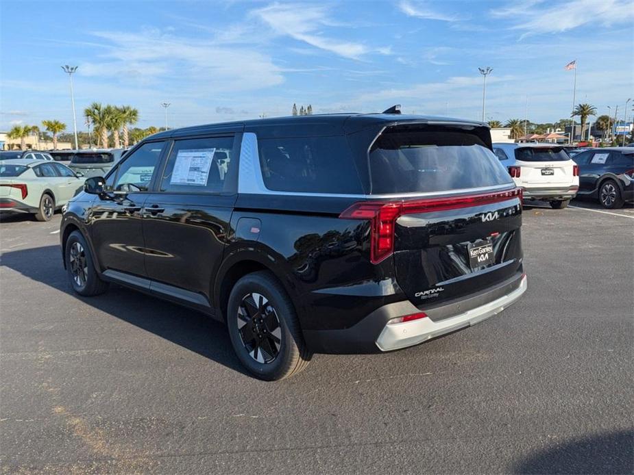 new 2025 Kia Carnival Hybrid car, priced at $42,655