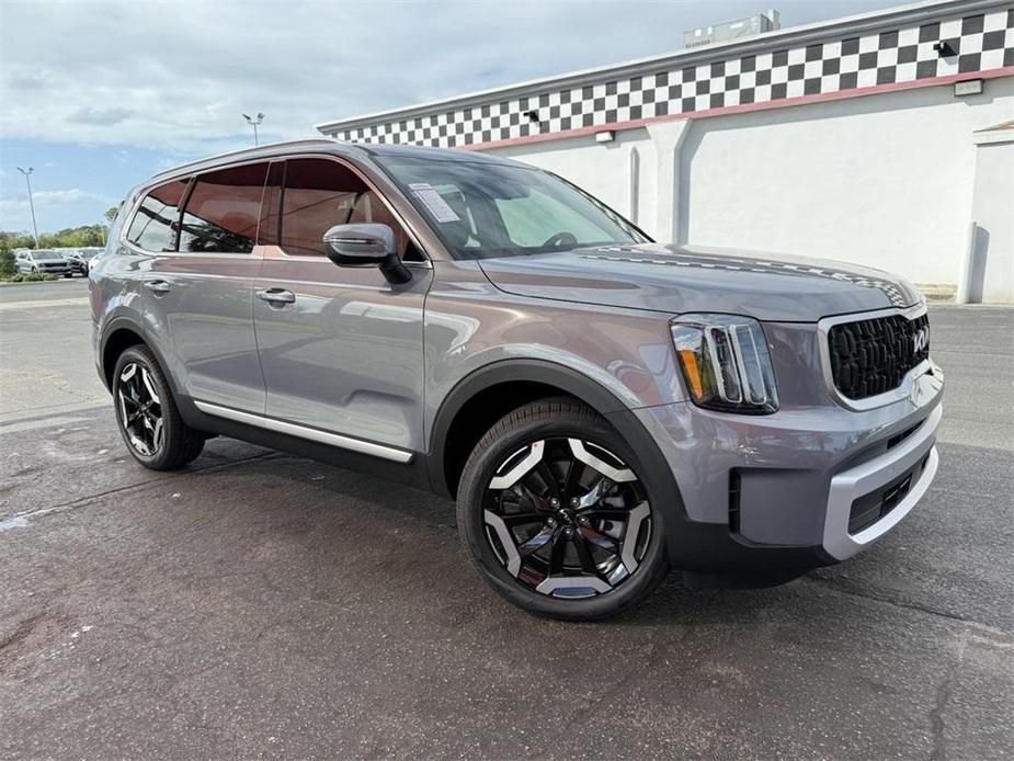 new 2025 Kia Telluride car, priced at $46,210