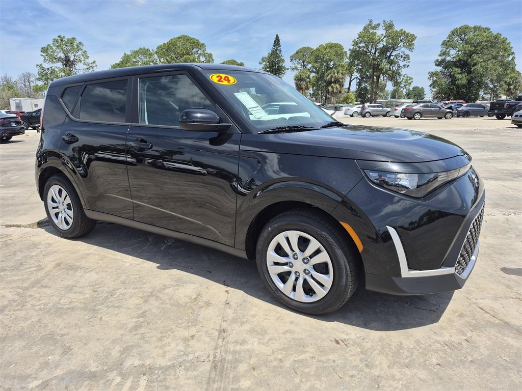 used 2024 Kia Soul car, priced at $18,251