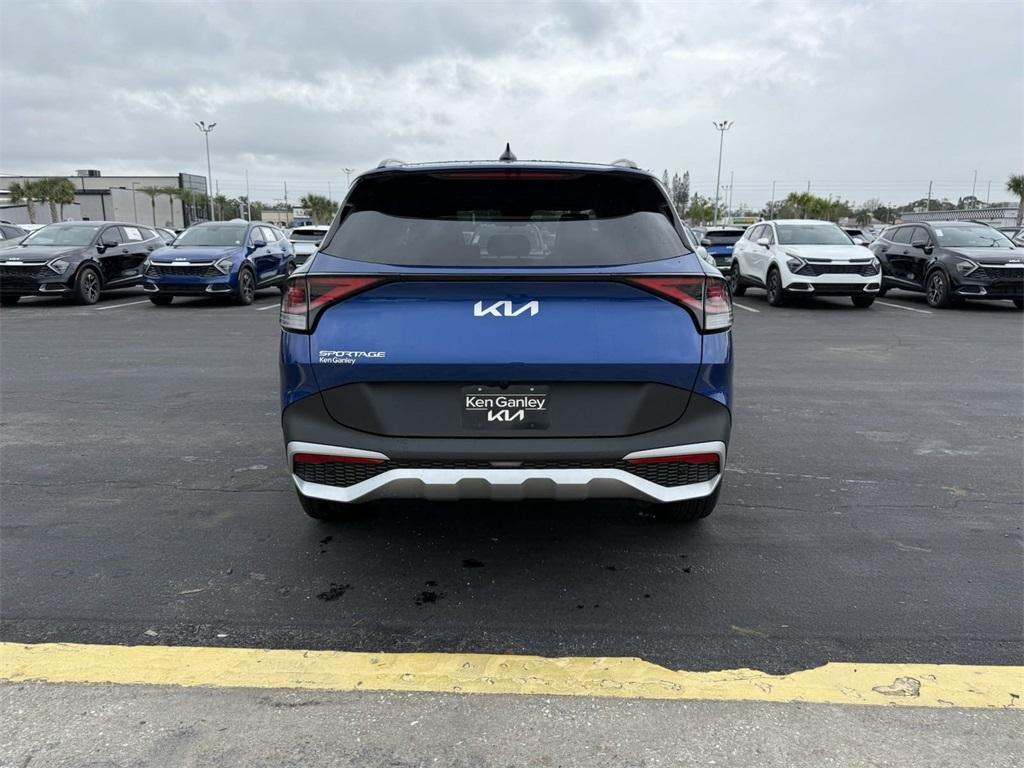 new 2025 Kia Sportage car, priced at $30,840