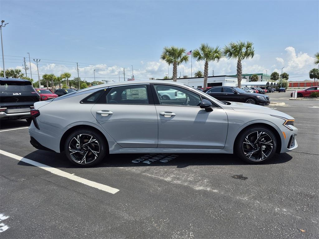 new 2025 Kia K5 car, priced at $29,510