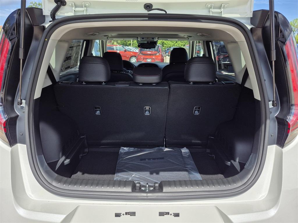 new 2025 Kia Soul car, priced at $23,098