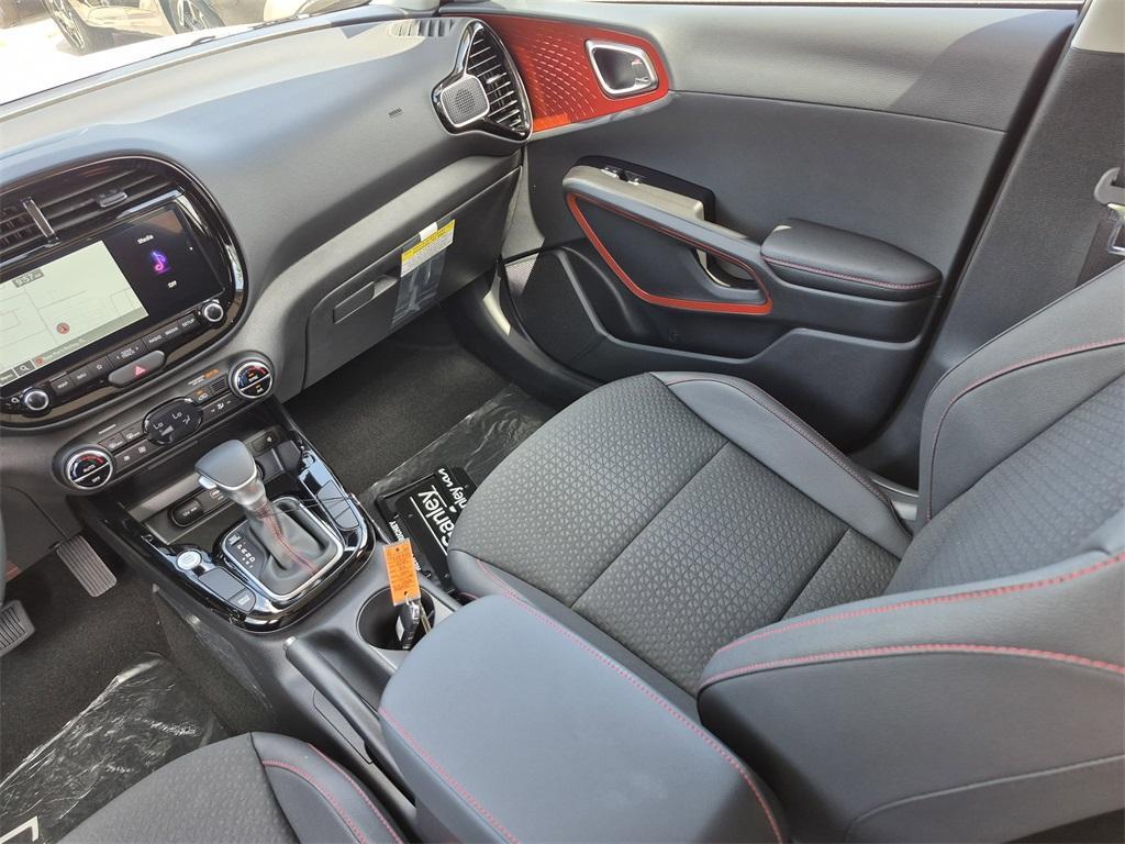 new 2025 Kia Soul car, priced at $23,098