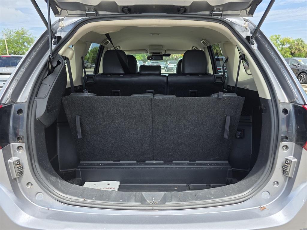 used 2020 Mitsubishi Outlander car, priced at $13,392