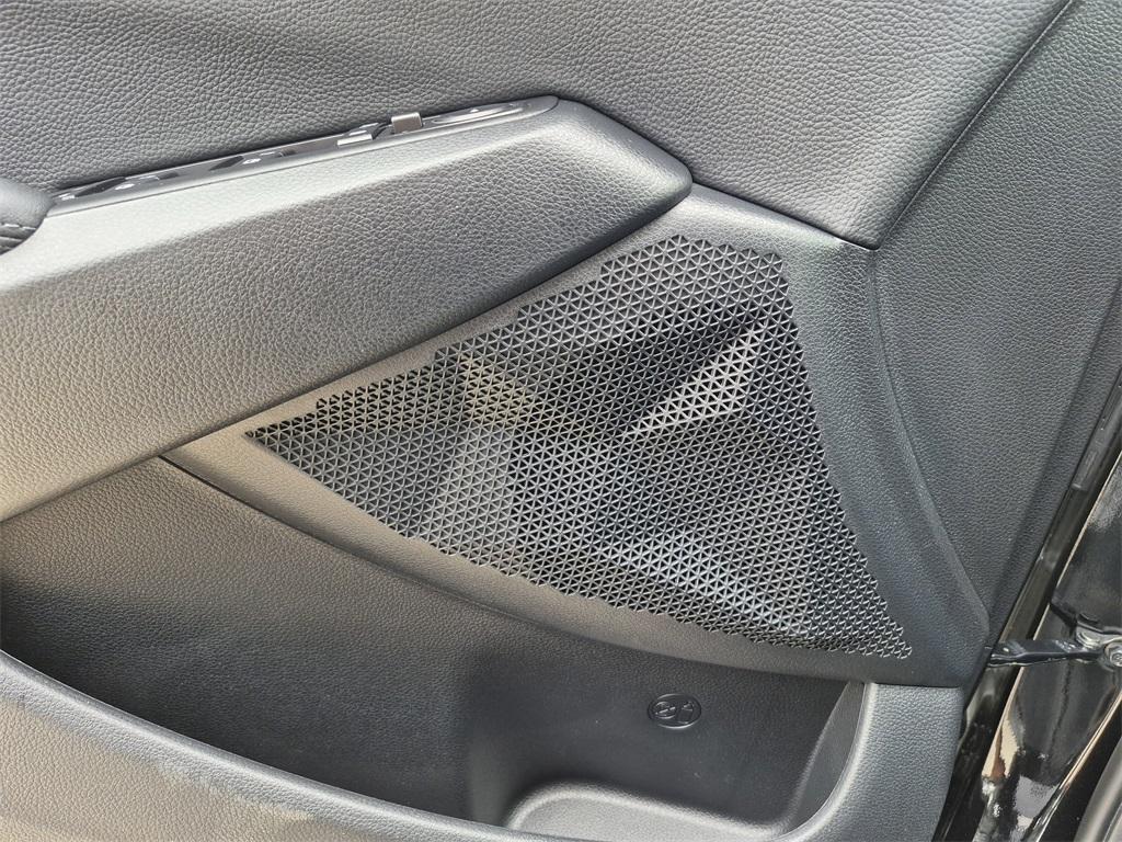 new 2025 Kia Seltos car, priced at $28,256