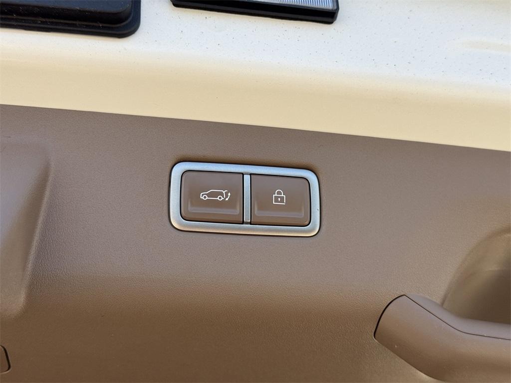 new 2026 Kia EV9 car, priced at $69,320