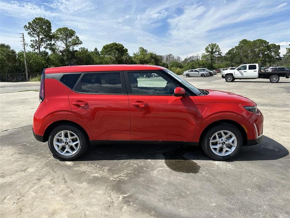 new 2025 Kia Soul car, priced at $22,110