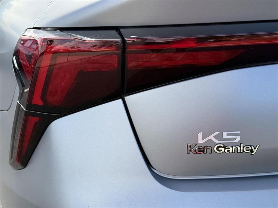 new 2025 Kia K5 car, priced at $34,075