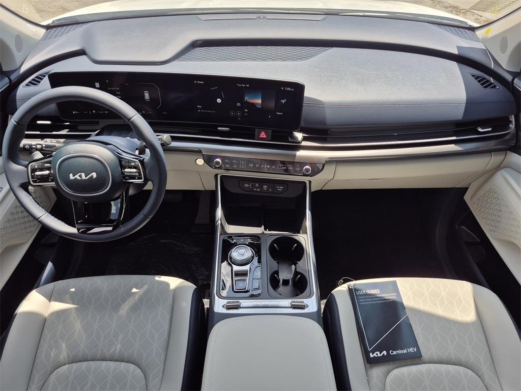 new 2025 Kia Carnival Hybrid car, priced at $50,535