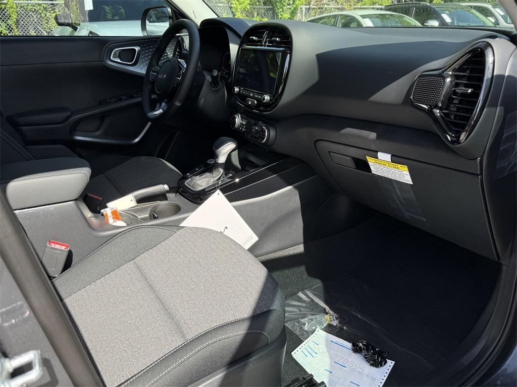 new 2025 Kia Soul car, priced at $25,860