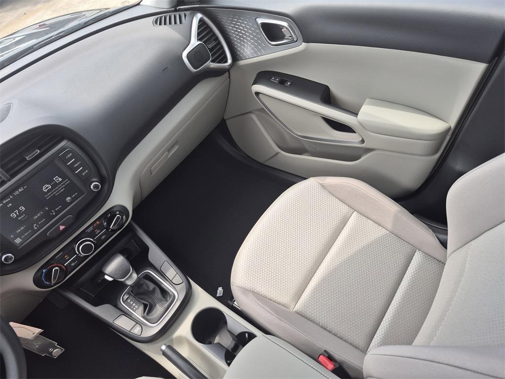 new 2025 Kia Soul car, priced at $22,105