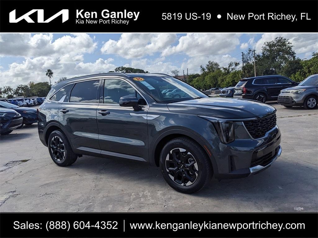 used 2025 Kia Sorento car, priced at $29,101