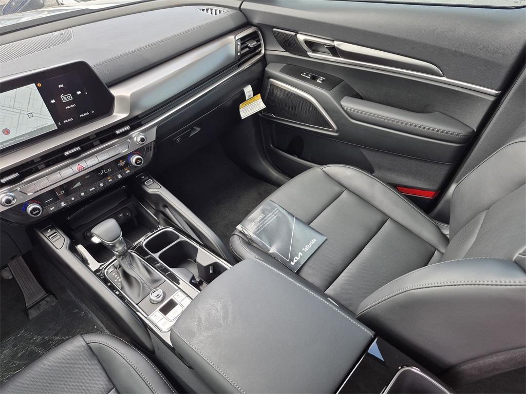 new 2025 Kia Telluride car, priced at $41,240